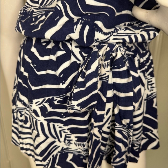 Lilly Pulitzer Blue and White Patterned Romper - Picture 6 of 11